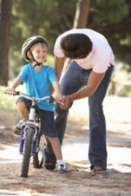 Wie Kinder Fahrradfahren lernen