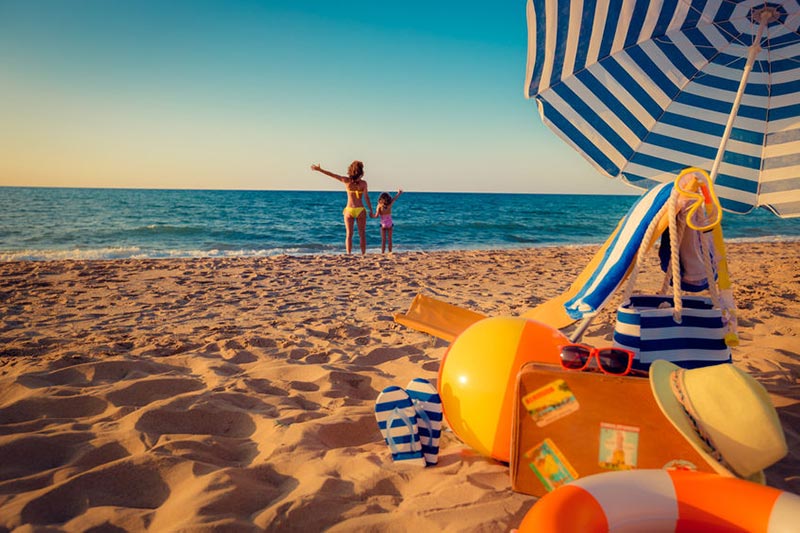 Checkliste für den Strandtag mit Kindern: Was muss mit?